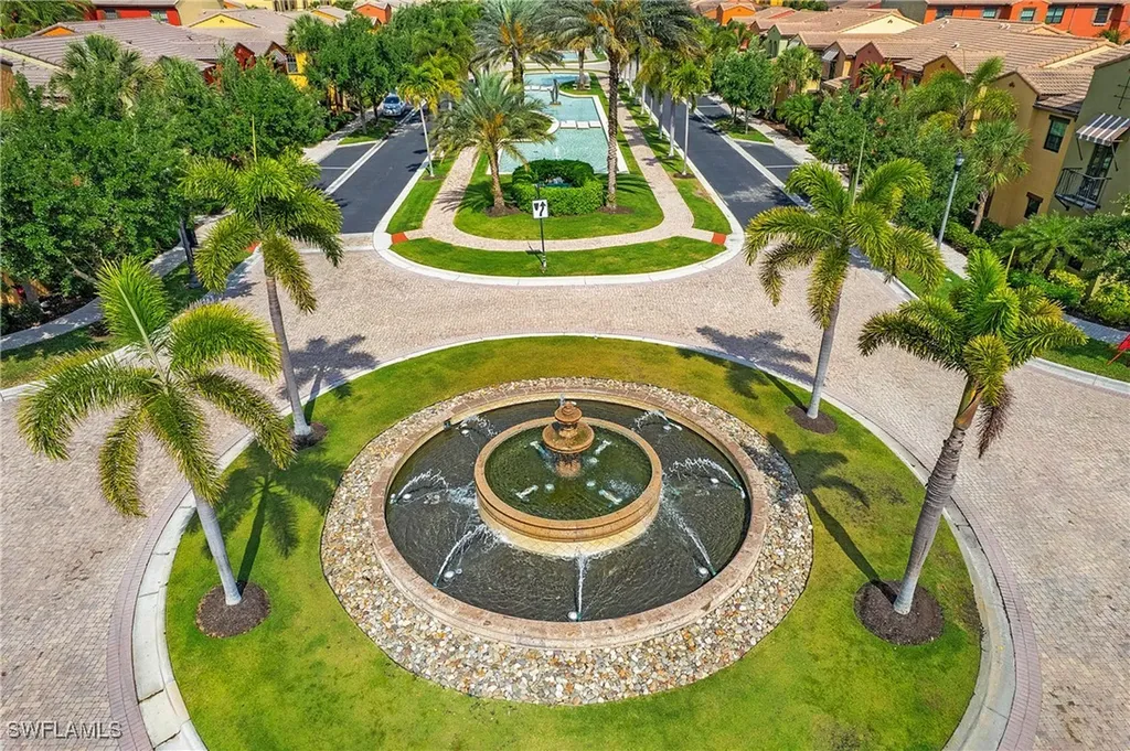 9108 Capistrano Street S Naples FL 34113