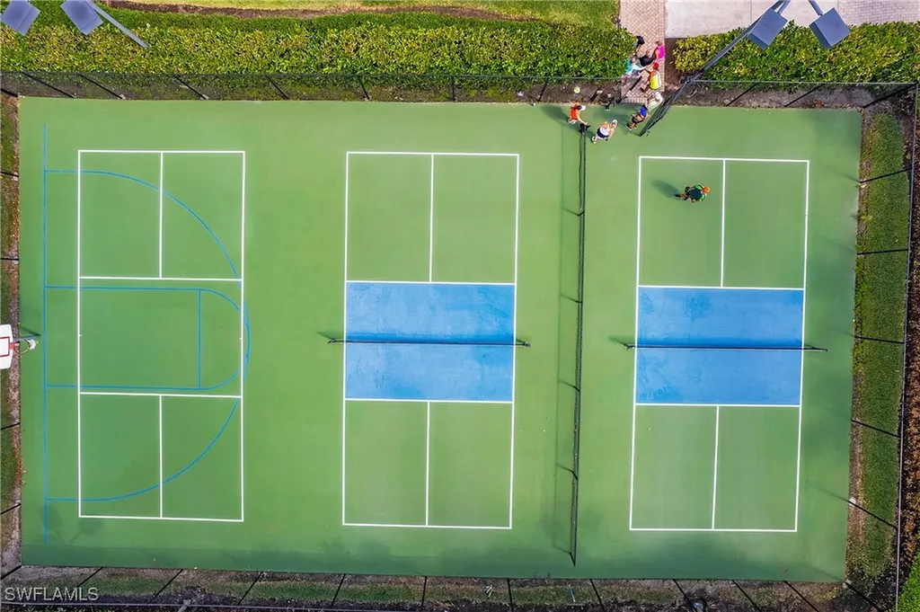 9108 Capistrano Street S Naples FL 34113