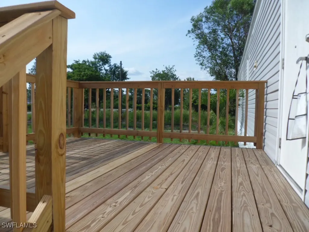 8405 Ebson Drive North Fort Myers FL 33917