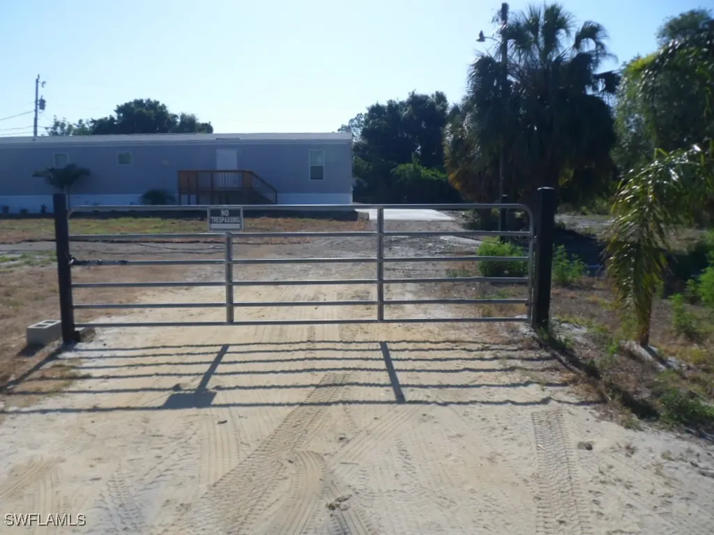 8405 Ebson Drive North Fort Myers FL 33917