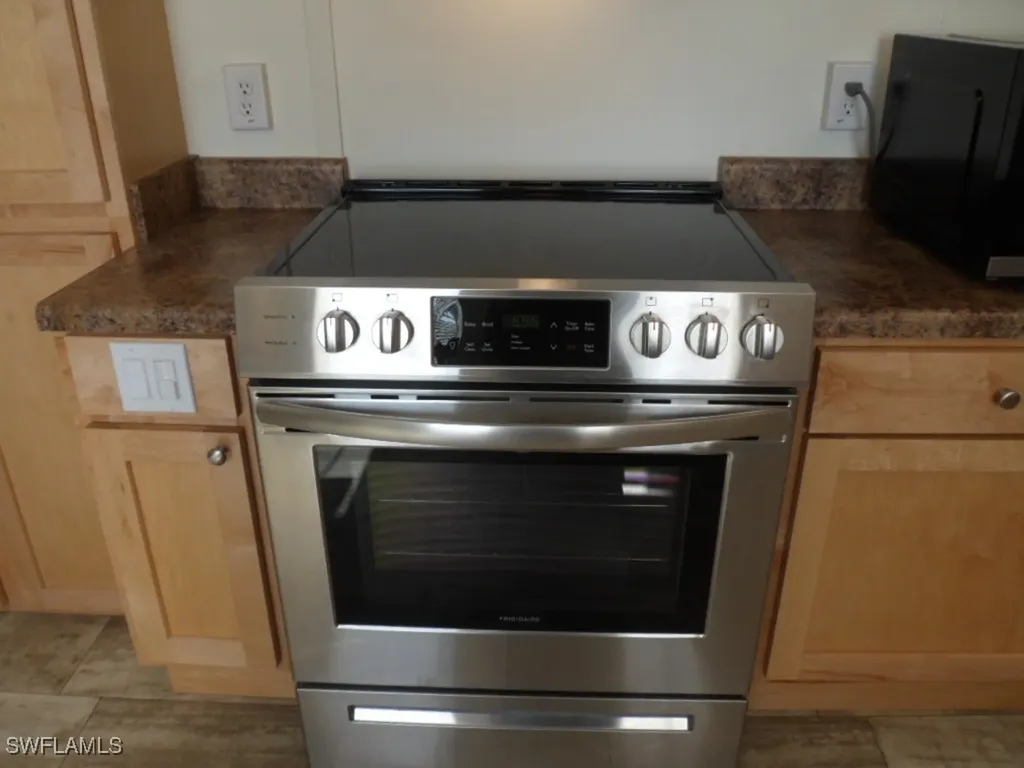 8405 Ebson Drive North Fort Myers FL 33917