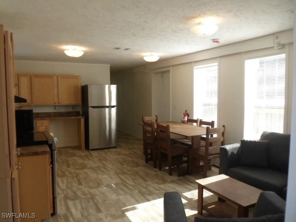 8405 Ebson Drive North Fort Myers FL 33917