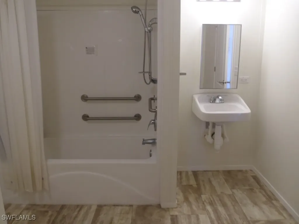 8405 Ebson Drive North Fort Myers FL 33917