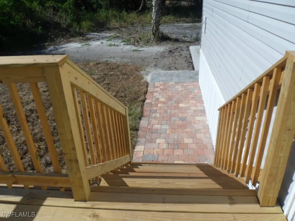 8405 Ebson Drive North Fort Myers FL 33917