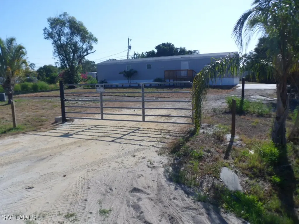 8405 Ebson Drive North Fort Myers FL 33917