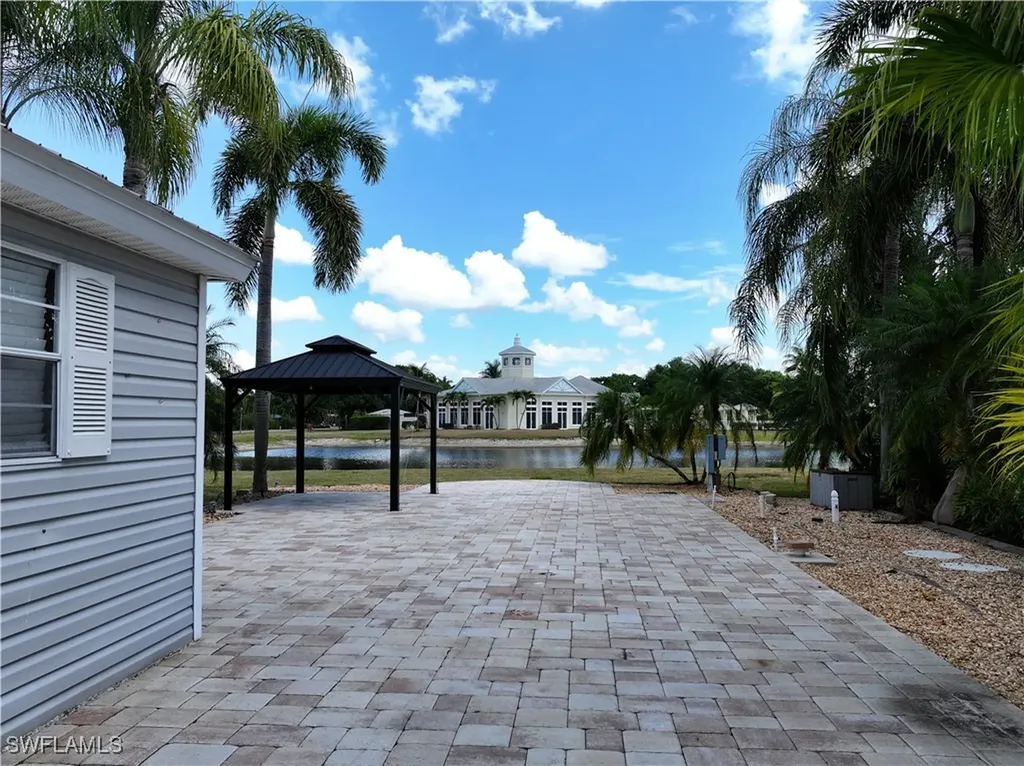 5966 Brightwood Drive Fort Myers FL 33905