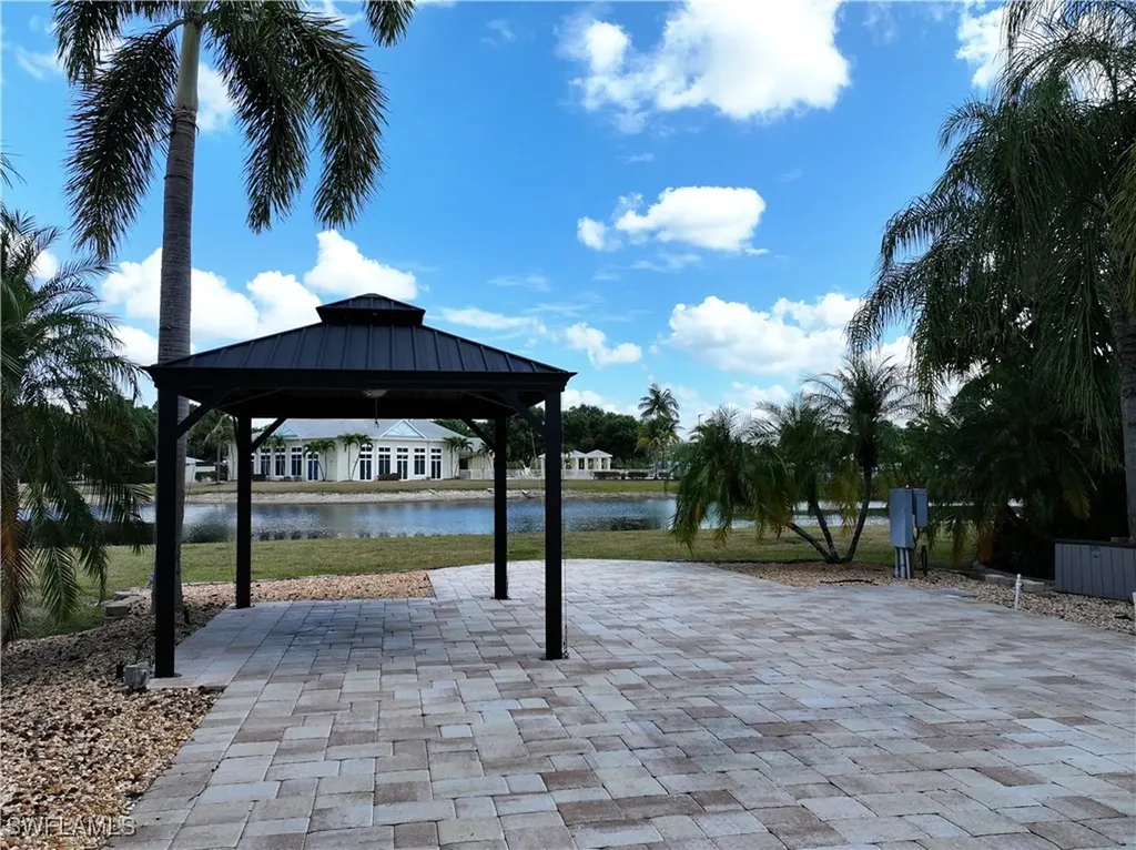 5966 Brightwood Drive Fort Myers FL 33905