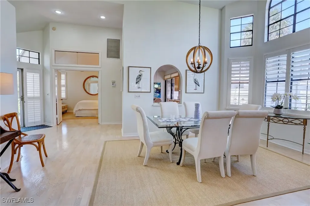 106 Water Oaks Way Naples FL 34105