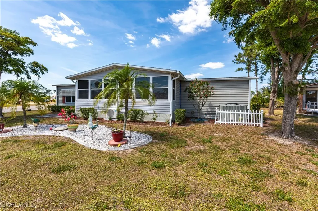 10051 Broken Woods Court S North Fort Myers FL 33903