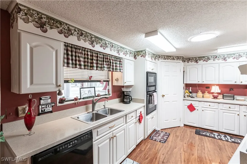 10051 Broken Woods Court S North Fort Myers FL 33903