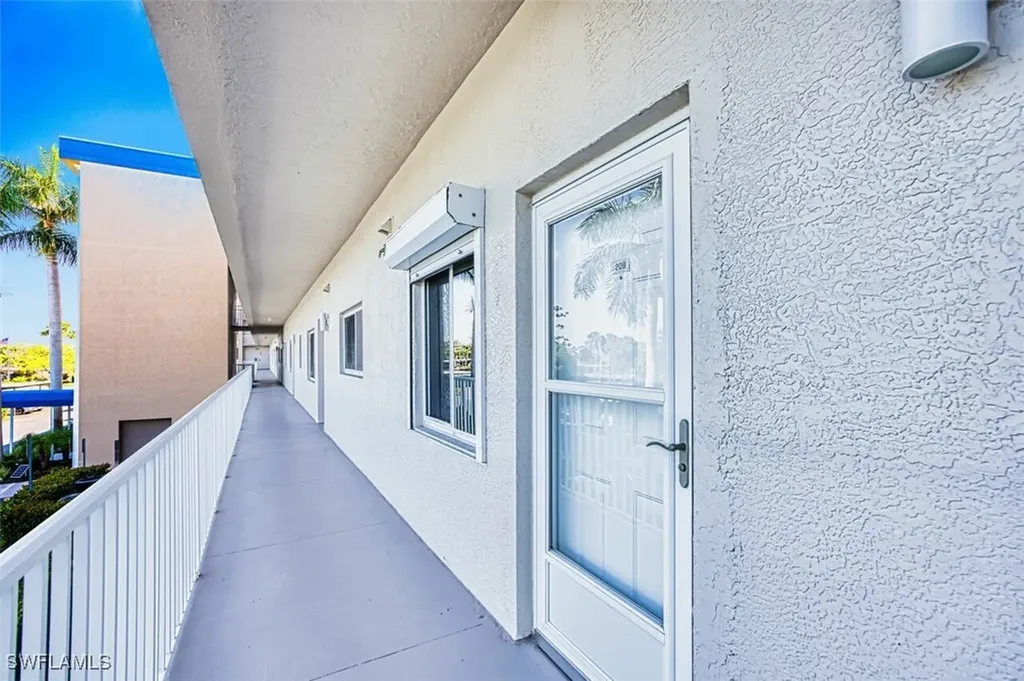 14801 Park Lake Drive Fort Myers FL 33919
