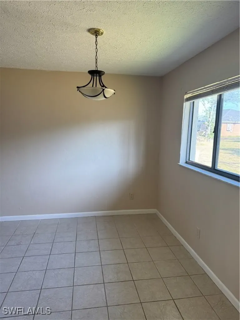 151 Cape Coral Parkway W Cape Coral FL 33914