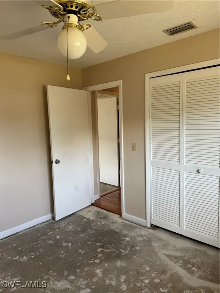 151 Cape Coral Parkway W Cape Coral FL 33914