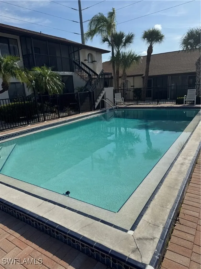 151 Cape Coral Parkway W Cape Coral FL 33914