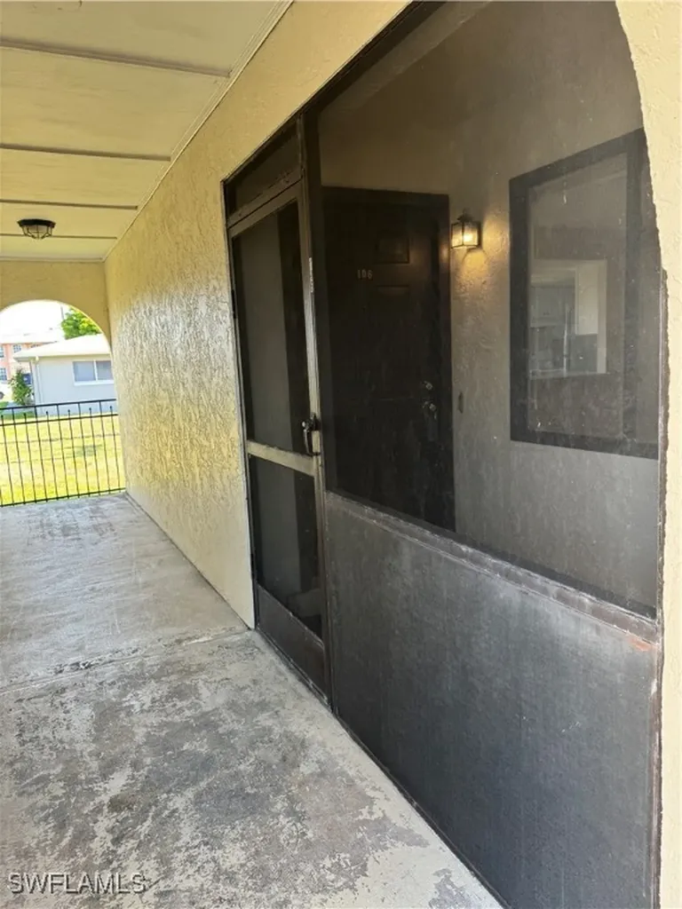 151 Cape Coral Parkway W Cape Coral FL 33914