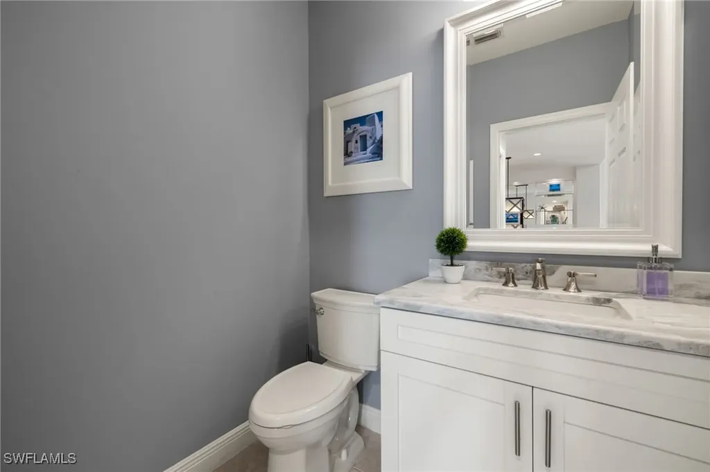 3872 Clipper Cove Drive Naples FL 34112
