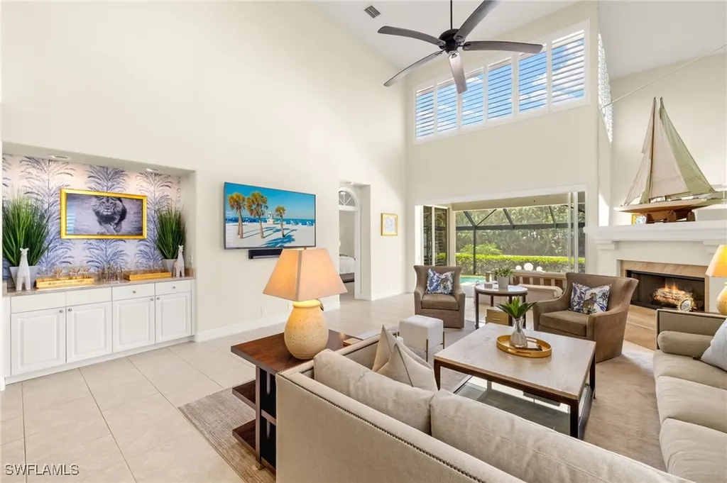 3872 Clipper Cove Drive Naples FL 34112