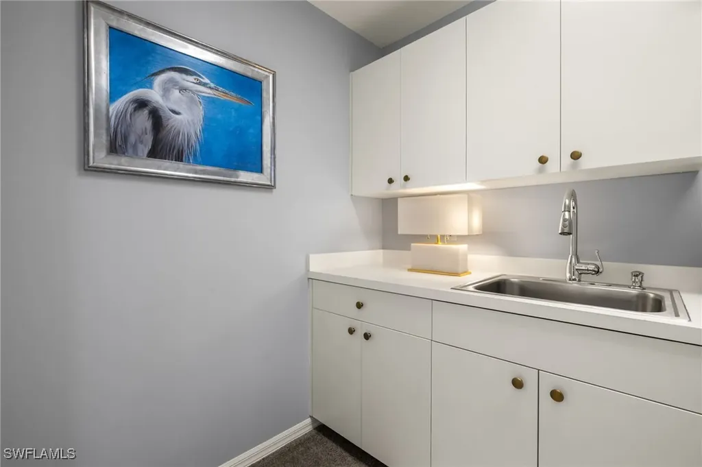 3872 Clipper Cove Drive Naples FL 34112