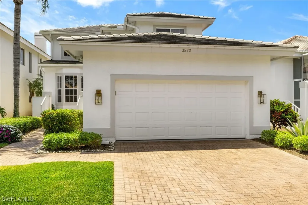 3872 Clipper Cove Drive Naples FL 34112