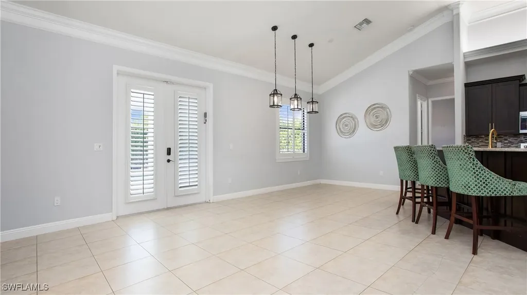 6341 Green Boulevard Naples FL 34116