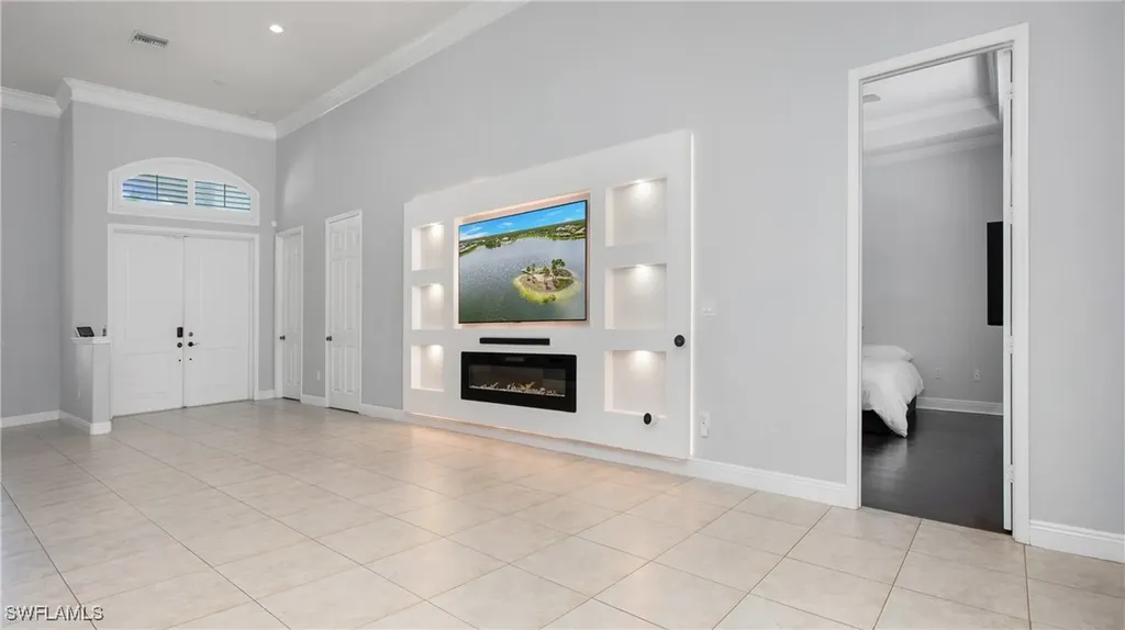 6341 Green Boulevard Naples FL 34116