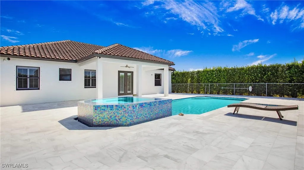 6341 Green Boulevard Naples FL 34116