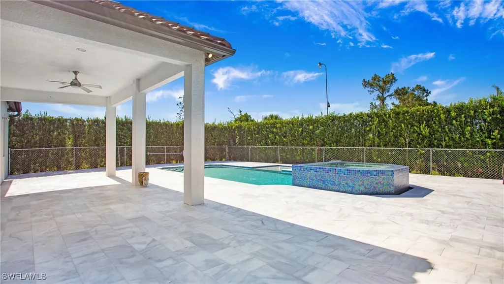 6341 Green Boulevard Naples FL 34116