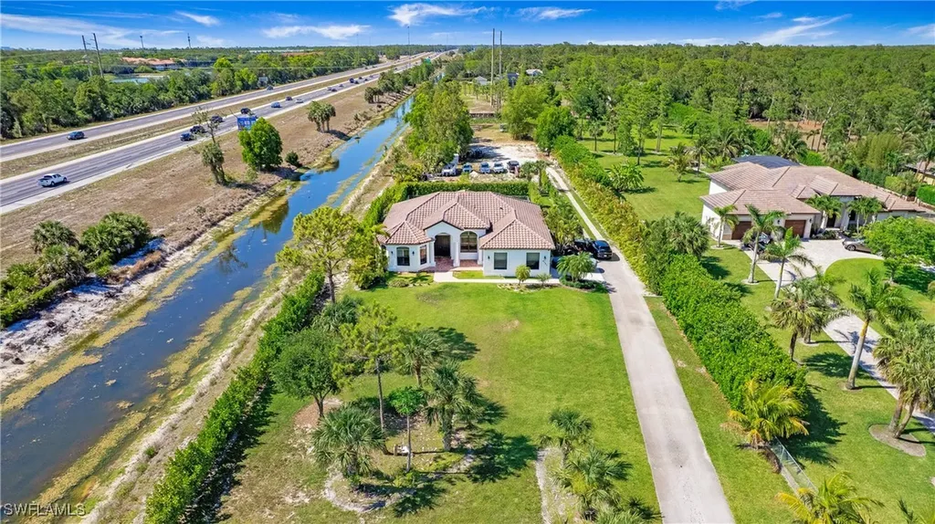 6341 Green Boulevard Naples FL 34116