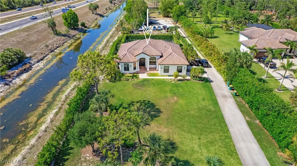 6341 Green Boulevard Naples FL 34116