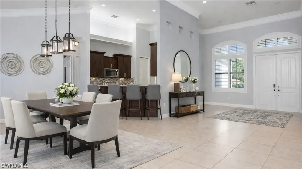 6341 Green Boulevard Naples FL 34116