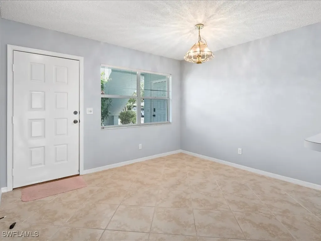 173 Grand Oaks Way Naples FL 34110