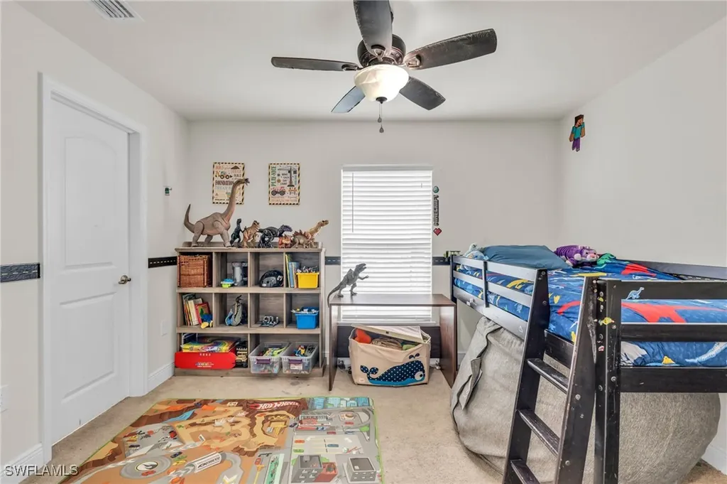 3006 NE 6th Place Cape Coral FL 33909