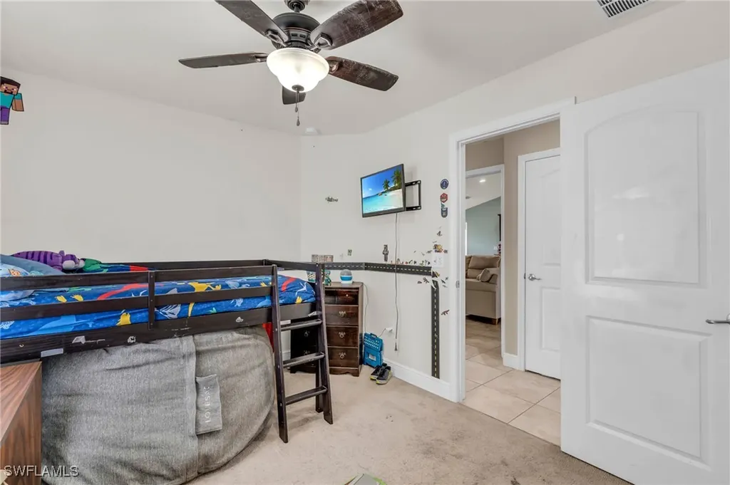 3006 NE 6th Place Cape Coral FL 33909