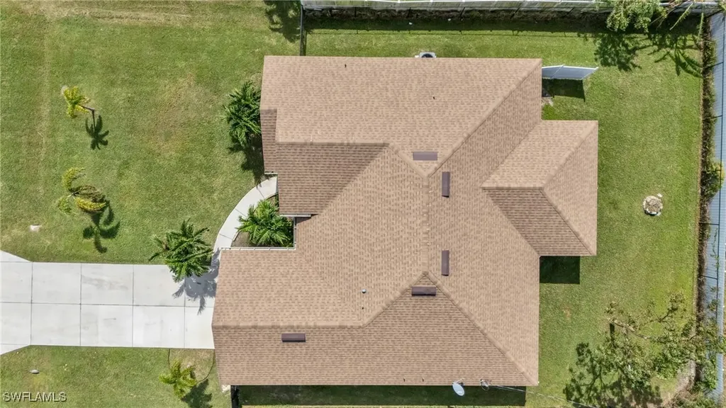 3006 NE 6th Place Cape Coral FL 33909