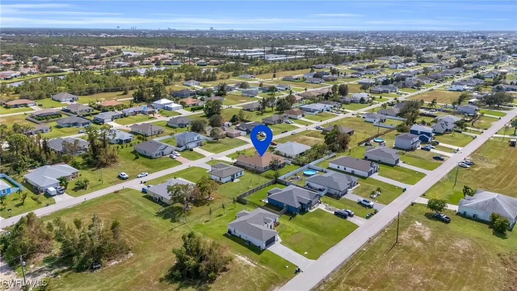 3006 NE 6th Place Cape Coral FL 33909