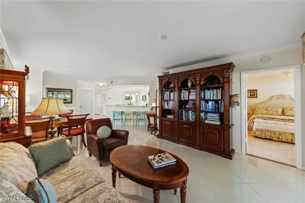 5045 Cedar Springs Drive Naples FL 34110