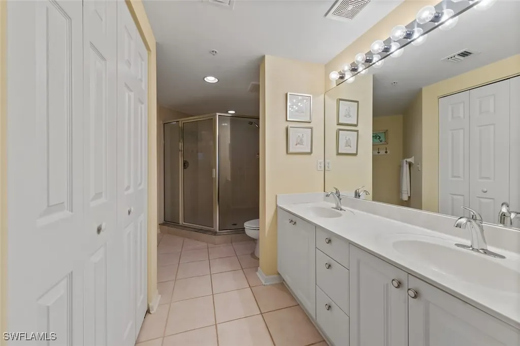 5045 Cedar Springs Drive Naples FL 34110