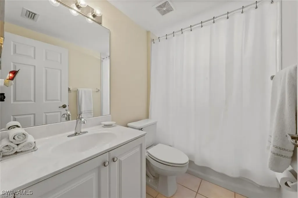 5045 Cedar Springs Drive Naples FL 34110