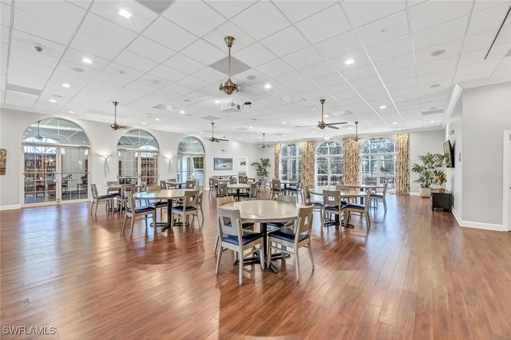 5045 Cedar Springs Drive Naples FL 34110