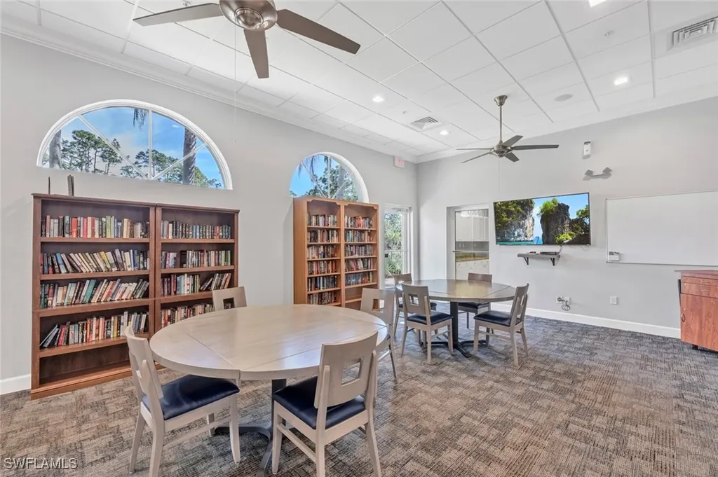5045 Cedar Springs Drive Naples FL 34110