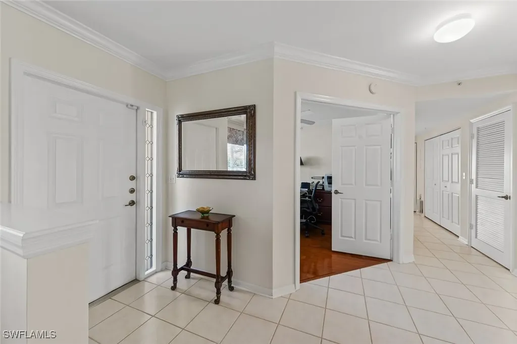 5045 Cedar Springs Drive Naples FL 34110