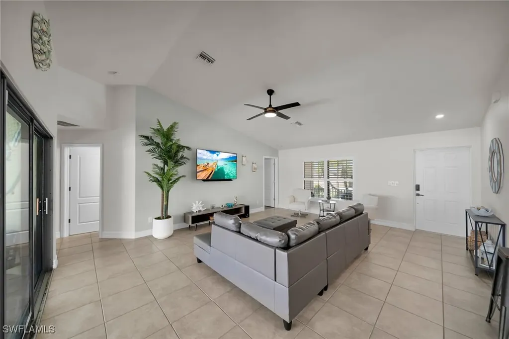 3721 SW 13th Avenue Cape Coral FL 33914