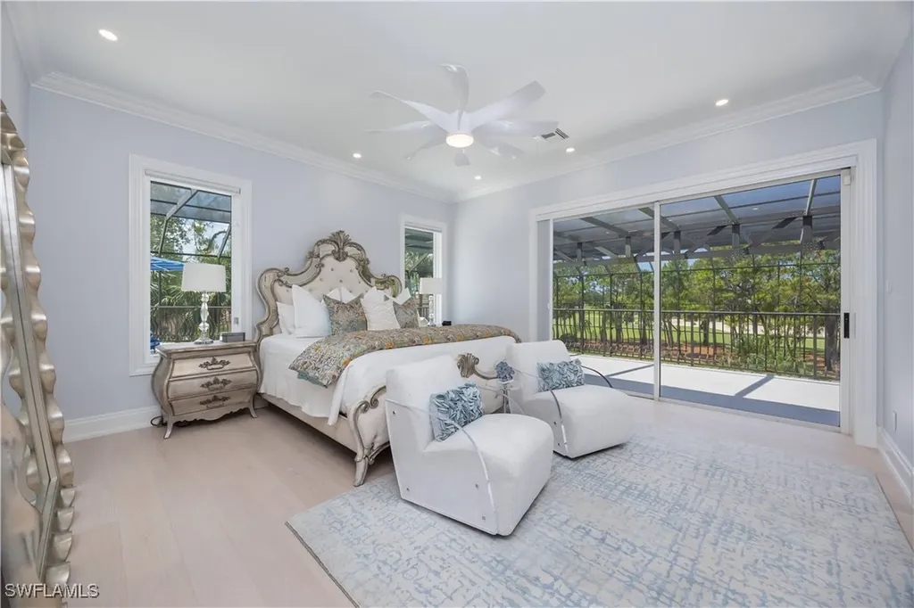 336 Edgemere Way E Naples FL 34105