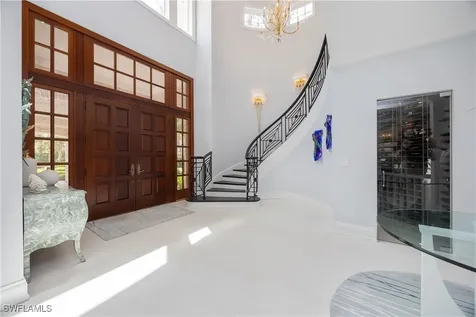 336 Edgemere Way E Naples FL 34105