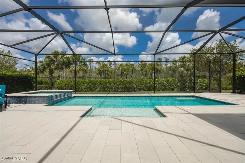 Naples FL, 8939 Redonda Drive