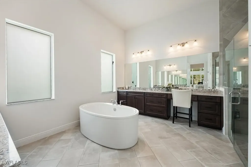 8939 Redonda Drive Naples FL 34114