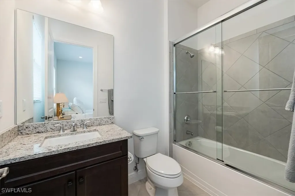 8939 Redonda Drive Naples FL 34114