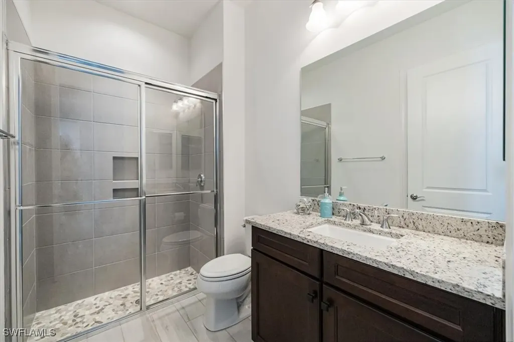 8939 Redonda Drive Naples FL 34114