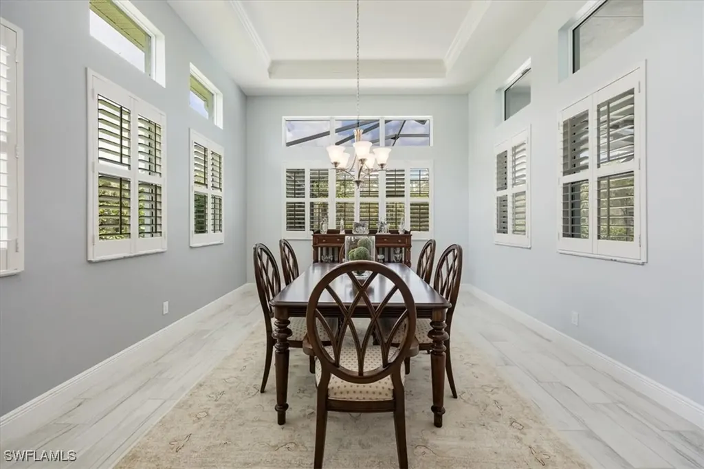 8939 Redonda Drive Naples FL 34114