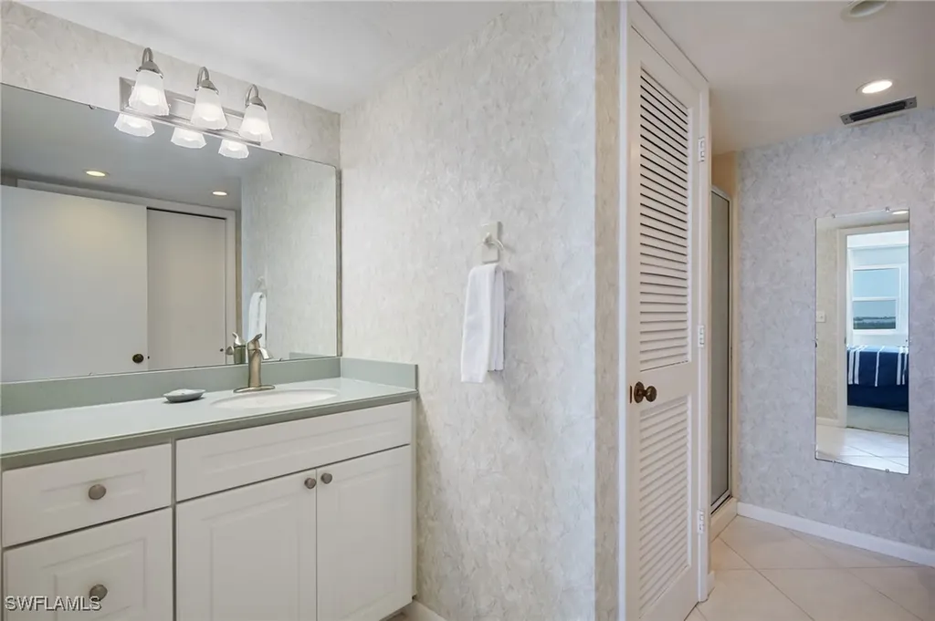 17080 Harbour Point Drive Fort Myers FL 33908